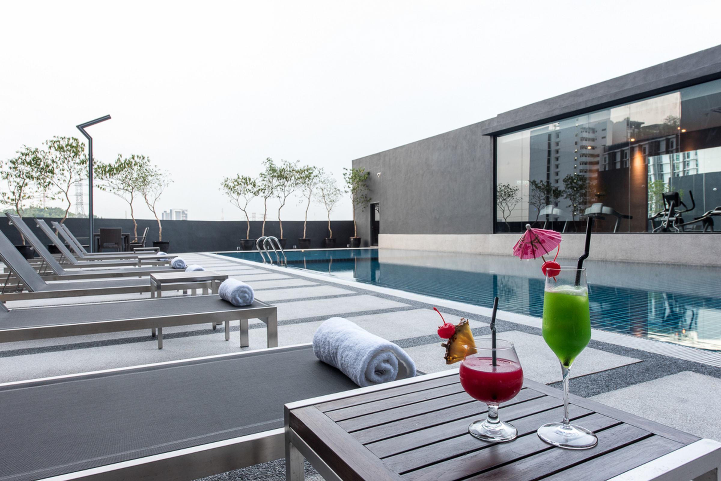 โรงแรมเจโน ชาห์อาลัม ภายนอก รูปภาพ